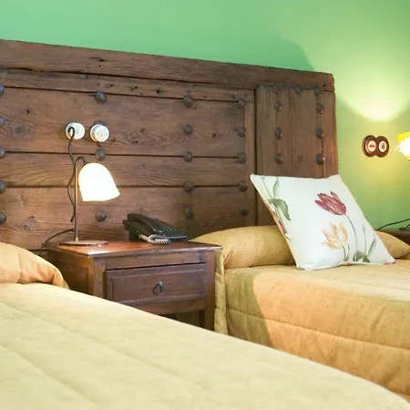Farm stay Restaurante Font Salada *
